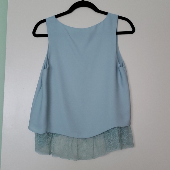Zara - Sleeveless blouse, lacey bottom peekout hem - Picture 2 of 3